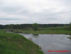 Река Тьмака и Первомайская (Желтикова) роща. Все почти как 600 лет назад. Фото 2011г.