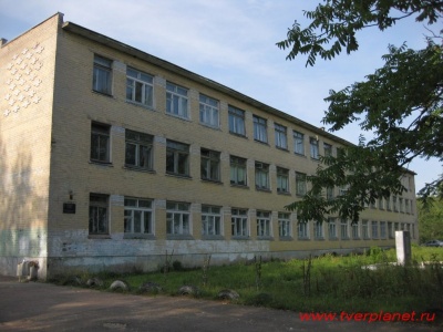 Школа в Бурашево