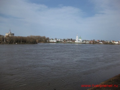 Река Волга в Твери