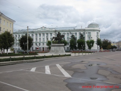 Памятник Михаилу Тверскому