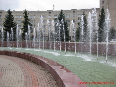 Фонтан на площади Пушкина