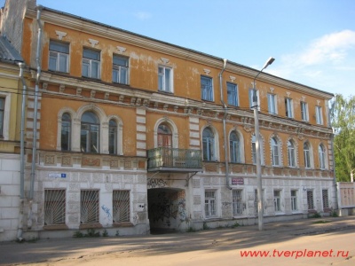 Здание по улице Крылова, д.5