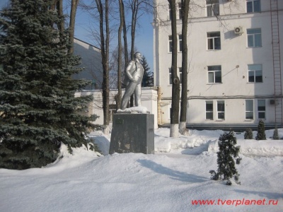 Памятник Ленину на территории ОАО ТВЗ