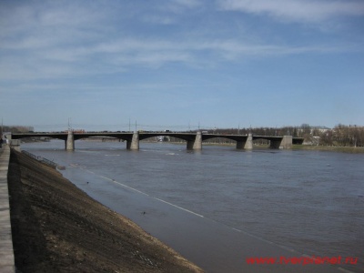 Разлив Волги в апреле 2012 года