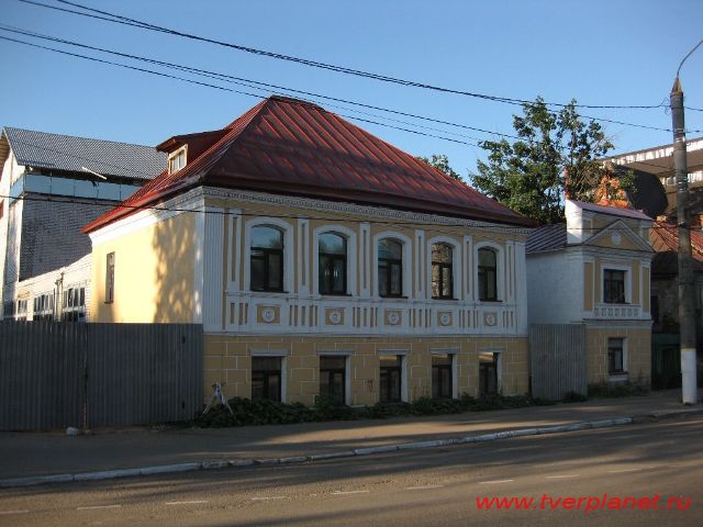 Городская усадьба. Улица Советская, д.57-57а